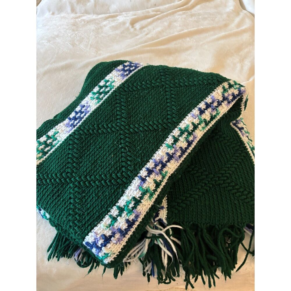 Vintage Handmade Green‎ Crochet Afghan Throw Blanket Fringe Cottagecore 4x6